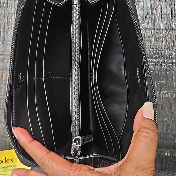EUC Prada Saffiano Leather Zip Around Wallet - Picture 6 of 16